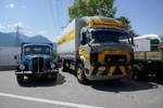 Zwei Saurer mit Pritschenaufbau am 20.6.26 bei der L�ndle Truckshow.