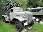 Ein mobiler Raketenwerfer BM-13-16 Katjuscha (im deutschen Sprachgebrauch Stalinorgel) installiert auf einem ZIL-157-Fahrgestell