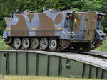 Ein gepanzerter Mannschaftstransportwagen M113A1 Anfang Juni 2018 im Verteidigungs- und Garnisonsmuseum Aalborg.