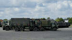 Am Flughafen Berlin-Gatow waren Mitte August 2023 jede Menge militärische Lastkraftwagen der Bundeswehr zu sehen.