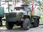 Ural 4320 Pritschenwagen - Material- und Mannschaftstransport, Allrad, Diesel-Version (KamAZ-Motor), Sowjetarmee, CA, lief auch bei der NVA - fotografiert am 23.05.2009 beim Militärfahrzeug-Treffen,