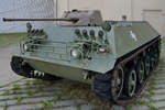 Der Schützenpanzer (lang) HS 30 im Militärhistorischen Museum der Bundeswehr.