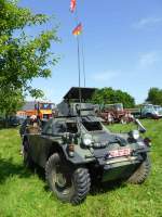 Ferret - Radpanzer steht bei der Oldieparade in Fulda-Harmerz, Juni 2014
