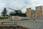 Alter Panzer als Denkmal in Rozan, Polen, 14.6.13 