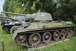 Ein Kampfpanzer T-34/76 in der Zweigstelle Fort IX  Sadyba  des Armeemuseums Warschau.