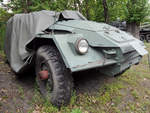 Der Schützenpanzerwagen BTR-40 in der Zweigstelle Fort IX  Sadyba  des Armeemuseums Warschau.