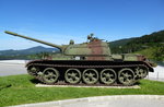 T-55, sowjetischer Kampfpanzer, auch eingesetzt bei der Jugoslawischen Volksarmee, hier im Eingangsbereich des Militärmuseums in Pivka, Juni 2016