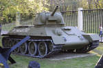 Ein mittlerer Kampfpanzer vom Typ T-34 der Roten Armee wurde als festen Stellung verwendet.