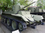 Der leichte Panzer BT-7 im Zentralmuseum der russischen Streitkräfte (Moskau, Mai 2016)