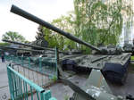Der mittlere Kampfpanzer T-64 im Zentralmuseum der russischen Streitkräfte (Moskau, Mai 2016)