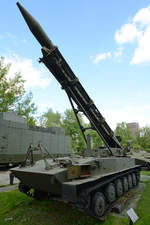 Die mobile Startrampe 2P16 für den Raketenkomplex 2K6 Luna im Zentralmuseum der russischen Streitkräfte (Moskau, Mai 2016)