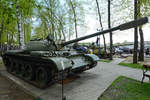 Der mittlere Kampfpanzer T-55A im Technikmuseum Vadim Zadorozhny (Moskau, Mai 2016)