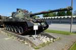 Panzer 68/88, Schweizer Kampfpanzer, gebaut von 1988-92, 10,5cm Kanone, 680PS, Vmax.55Km/h, bis 2004 im Dienst der Schweizer Armee, Panzermuseum Thun, Mai 2015 