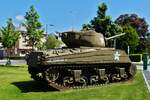 Sherman M4A3 Panzer, (USA 30100145-S) steht in Petange nahe dem Restaurant „op der Millen“. 05.2021