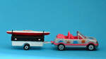 Peugeot 205 Cabrio, mit Faltwohnwagen und Kanu, Diecast Modell  Majortte Serie 300 1:65, Aufnahme 10.6.26