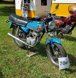 =Honda CB 50, als Repräsentant der 70er Jahre, steht auf der Ausstellungsfläche für Oldtimerfahrzeuge beim Bürgerfest  200 Jahre Landkreis Fulda  auf dem Gelände von