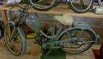 Kreidler K50, Baujahr 1952, 1-Zyl.Motor mit 49ccm und 2,2PS, 2-Gang-Schaltung, 55Km/h, Moped+Rollermuseum Bad Peterstal, Juni 2012