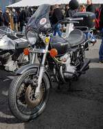 =Honda CB 750 steht auf der Ausstellungsfläche der Technorama 2023 in Kassel