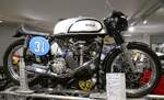 Norton  Manx  M40, englische Straßenrennmaschine von 1961, 1-Zyl.4-Takt-Motor, 348ccm, 42PS, Vmax.210Km/h, Fahrzeugmuseum Suhl, April 2025