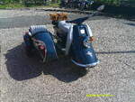 Heinkel Tourist Motorroller versehen mit einem Steib-Seitenwagen, wie er in verschiedenen Serien von 1953 bis 1965 ca. 160.000 mal bei der Ernst Heinkel AG in Stuttgart vom Band lief. Der 'Tourist' war als einziger deutscher Motorroller mit einem Vie ...