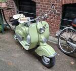 NSU-Lambretta Motorroller, wie er von 1950 bis 1964 in Neckarsulm montiert wurde. Der Roller wurde von NSU in Lizenz des italienischen Herstellers Innocenti/Lambretta hergestellt. W�hrend der 8-j�hrigen Bauzeit wurde dieser formsch�ne Roller in f�nf  ...