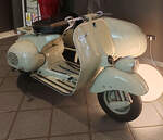 =Vespa als Gespannfahrzeug, gesehen im Museo Nicolis in Verona, 09-2025