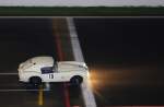 19 SHELBY Cobra, ccm 4700, Fahrer SUMMERS Tim (GB) DONALDSON Mark (GB) COTTINGHAM James (GB)nach dem Regen bei nasser Fahrbahn, beim SPA SIX HOURS Classic 19.September 2015, Nachts vom Gebäude