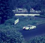 Nrburgring 1000 km-Rennen 1966: Ford mit Startnummer 46 im Karussell, am Steuer Peter Revson