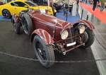 Maserati 8C 2500 Tipo 26M. Angeblich einer von 13 je gebauten Rennwagen dieses Typs, der mit einer Karosserie von der Carrozzeria Castagna/Milano in den Jahren von 1930 bis 1932 aufgebaut wurden. Der Tipo 26M dominierte ma�geblich die Grand-Prix-Sais ...