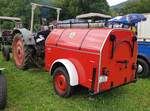 =ehemaliger Feuerwehranhänger, steht bei der Oldtimerveranstaltung in Tann/Rhön, 09-2023