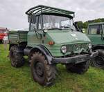 =Unimog, gesehen bei der Oldtimerveranstaltung in Tann/Rhön, 09-2023