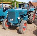 =Hanomag Robust, gesehen bei der Oldtimerausstellung der Traktorfreunde Wiershausen am Klostergut Hilwartshausen, 05-2023