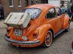 =VW Käfer, Bj. 1971, steht bei der Oldtimerausstellung der Traktorfreunde Wiershausen am Klostergut Hilwartshausen, 05-2023
