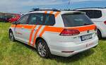 =VW Golf Variant der JOHANNITER steht im Mai auf dem Besucherparkplatz der RettMobil 2024