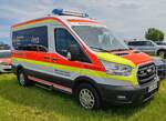 =Ford Transit des DRK, gesehen auf dem Parkgelände der Rettmobil 2024 in Fulda