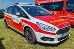 =Ford Kuga der Feuerwehr NEU-ISENBURG, abgestellt auf dem Parkplatz der 2025er Rettmobil in Fulda
