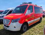 =MB Sprinter als MTW der Feuerwehr MÖRFELDEN - WALLDORF, gesehen auf dem Parkplatz der RettMobil im Mai 2025