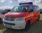=VW T5 der Feuerwehr von MILTENBERG, abgestellt auf dem Parkplatz der 2025er Rettmobil in Fulda