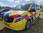 =MB Vito der Ambulance IJSSELLAND, abgestellt auf dem Parkplatz der 2025er Rettmobil in Fulda  