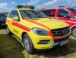 =MB als Notarztfahrzeug des DRK, steht auf dem Parkplatz der 2025er Rettmobil in Fulda
