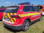 =VW Tiguan als Dienstfahrzeug vom Kreisbrandmeister des Landkreises UELZEN, steht auf dem Parkplatz der 2025er Rettmobil in Fulda
