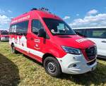 =MB Sprinter als Einsatzleitwagen der Feuerwehr BURGEBRACH, steht auf dem Parkplatz der 2025er Rettmobil in Fulda