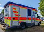 =MB Sprinter als österreichischer RTW aus Zell am See, steht auf dem Parkplatz der 2025er Rettmobil in Fulda