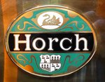 =Logo vom Horch 12, gesehen im August Horch Museum Zwickau, Juli 2016.