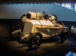 1914-er Mercedes-Benz Grand Prix Rennwagen (4500ccm 105 PS, 180Km/h) im Mercedes-Benz Museum.