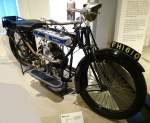 Douglas, Oldtimer-Motorrad aus England, Baujahr 1920, 2-Zyl.Boxermotor mit 500ccm und 2,75PS, Riemenantrieb, NSU-Museum, Sept.2014