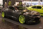 Chevrolet Camaro in Schwarz auf der Essen Motor Show 2016.