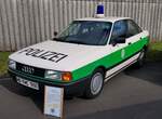 =Audi 80, ehemaliges Einsatzfahrzeug des Polizeipräsidium München, ausgestellt im Polizei-Oldtimer-Museum Marburg, Oktober 2023