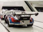 Ein von den vielen Rennvarianten des Porsche 911, hier mit riesigem Heckspoiler. Aufnahme: Porsche Museum (LeMans Abteilung) am 30.11.2012.