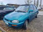 Mazda 121 am 28.02.2025 auf dem Besucherparkplatz der Retro Classics